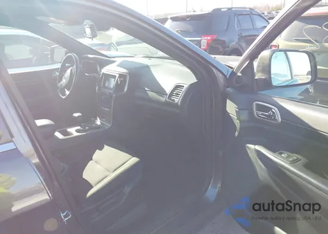 2015 Jeep Grand Cherokee Laredo z USA, uszkodzony, nr VIN 1C4RJFAG7FC775759